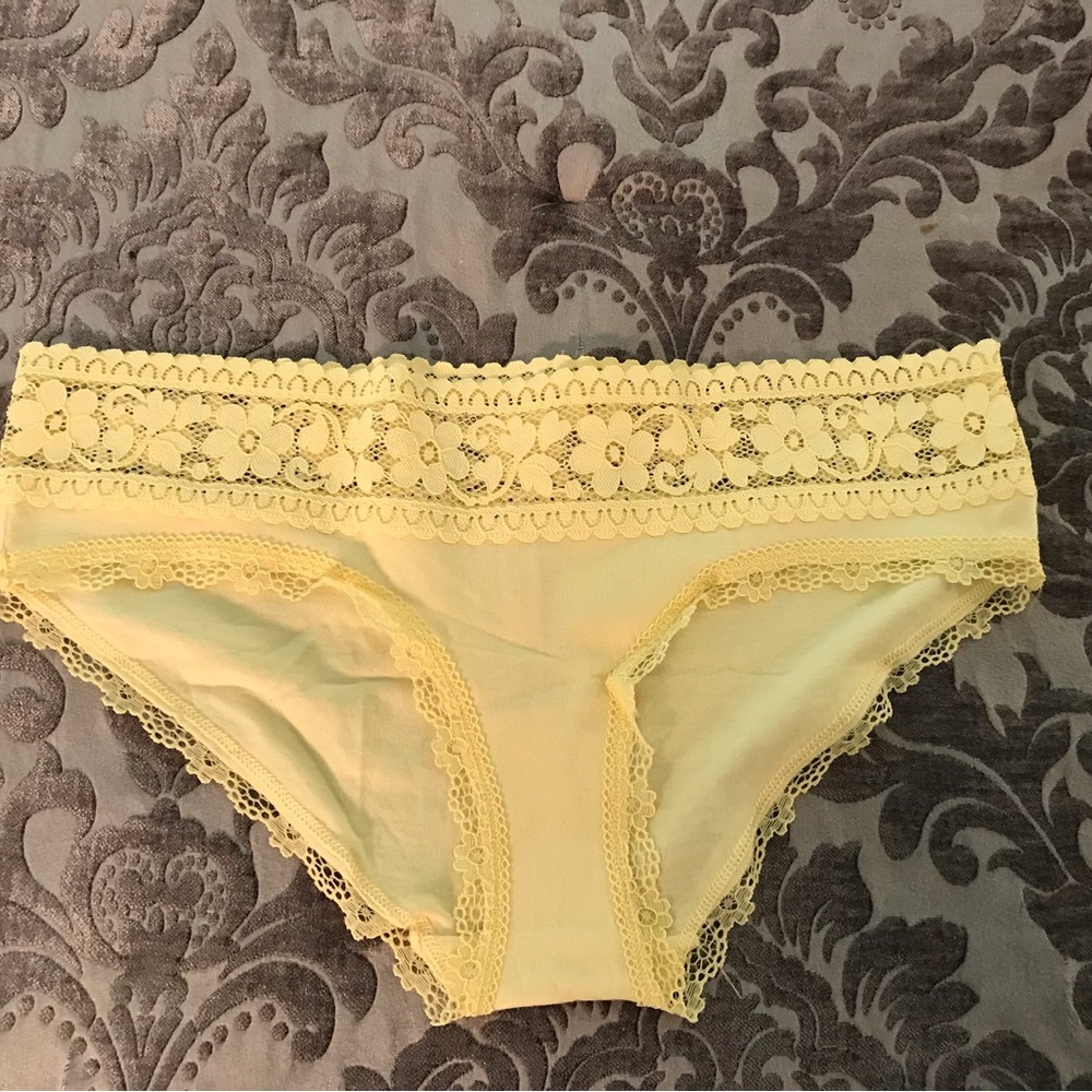 Light yellow Victoria’s Secret panty